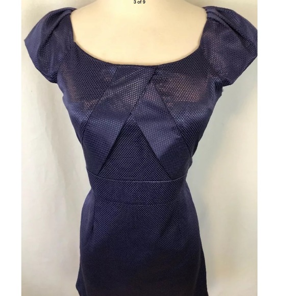 D& G  International purple Dress Medium Size - Picture 2 of 7